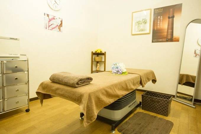 健康痩身研究所蟹江店